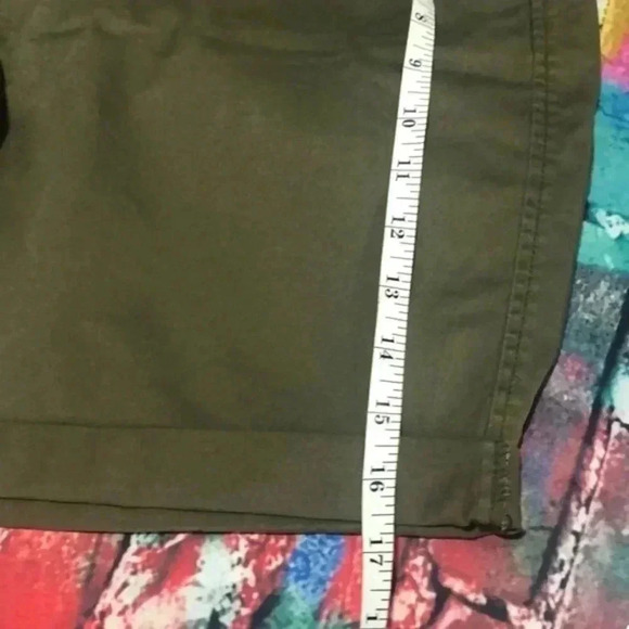 JCP brand plus size 16P olive‎ green shorts nwot - Picture 6 of 6